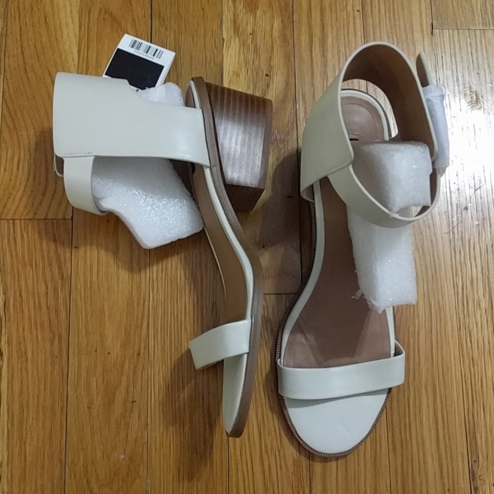 Mango sandals